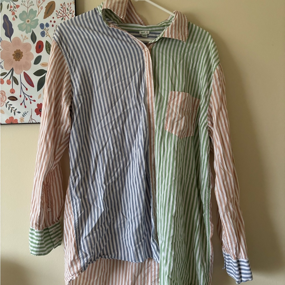 Aerie button up women’s shirt size medium